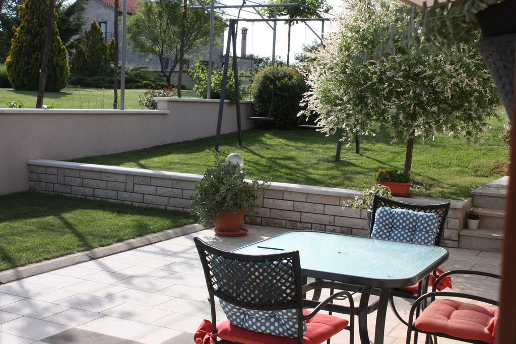 Apartment Borna Pazin Kültér fotó